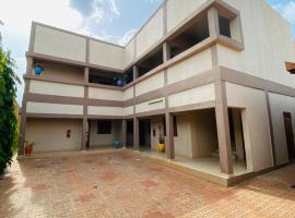 Résidence FôFô à Bobo-Dioulasso, Hotel in Bobo-Dioulasso
