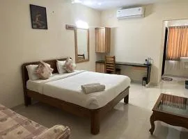 Hotel Gokulam Grand