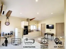 Maison au calme - Clim - Wi-Fi - terrasse et cours