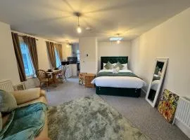 Fun 7 holidays entire flat
