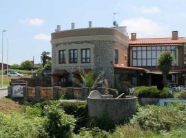 CASA DEL SURF surfhouse somo, hotel v destinaci Somo