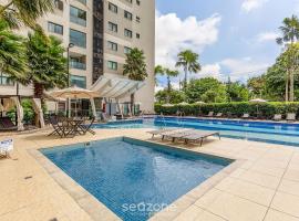 Aptos em Cond. c/ Ótima Estrutura e a 130 m da Praia - AVR, Hotel in Balneário Piçarras