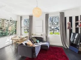 Host & Stay - The Artists Pad