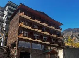 Kalpana House