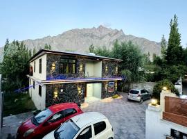 Skardu Rock View Hotel, hotel v destinaci Skardu