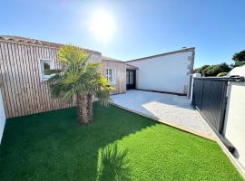 Maison jala Maison 3 ch ,3 sdb Plage Port à pied , Quartier Minimes、ラ・ロシェルのホテル