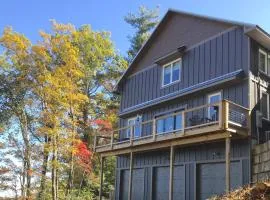 Unique Rustic Barn Theme home Amazing views! Luxe