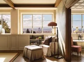 Collegio alla Querce, Auberge Collection