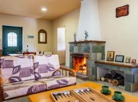 Cosy Mountain Retreat