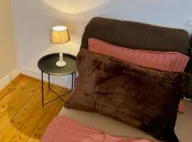 Gemütlichkeit im Fachwerkhaus, 3 Schlafzimmer, Balkon, Parkplatz - W2