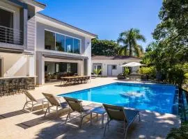 Villa Collie Luxury Retreat7 King Master Brmaid