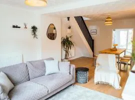 Bradley's Hideaway With Private Garden