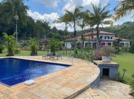 Espaço Eslovaquia - Casarão com Piscina, Paz e Conexão com a Natureza, Landhaus in Atibaia