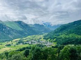 Appartement avec balcon et vue sur les montagnes