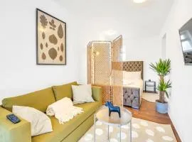 Stadium Studio - Free Parking & Welcome Goodies, 2x