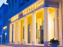 Albergo Palazzo Terme & Wellness – hotel w mieście Santa Cesarea Terme