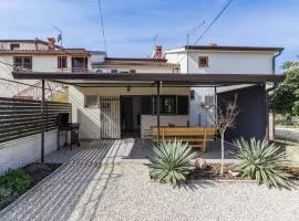 Holiday Home Mika by Interhome