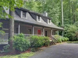 Creekside Family Retreat by Waterfalls and Hiking!
