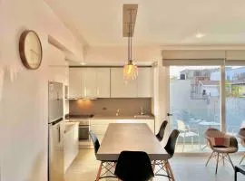 Apartment on 5th Avenue Steps away from Mamita's Beach at Quinto Sol by Waves