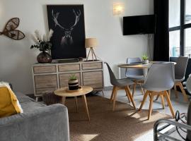 Nid cosy avec vue montagne au coeur de saint lary, khách sạn ở Saint-Lary-Soulan