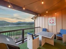 Minutes to Deer Valley and Park City, Private Hot Tub, Mountain Views, Living + Family, More