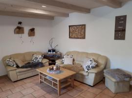 Attractive apartment in Bavaria, hotel in Schöllnach