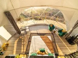 Deluxe Stargazer Dome Retreat in Stunning Nature