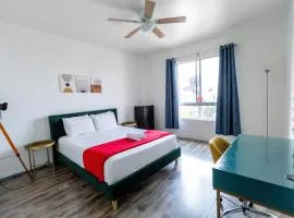 Samesun Hollywood Hotel & Hostel