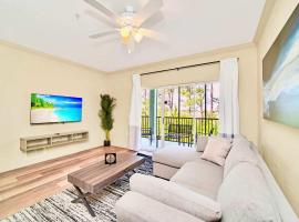 Near Disney - Spacious 3BR Condo with Pool