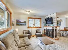 11 Mi to Bozeman Family Home with Movie Room!