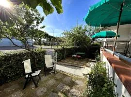 ModernShore - Garden Hideaway