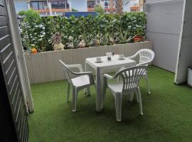 Summer Terrace Paradise, hotel em Costa Del Silencio