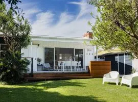 Ro-ana for 8, Gerringong