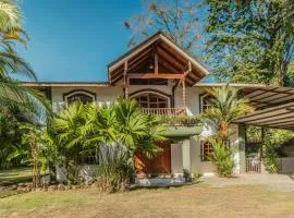 Villa Infiniti
