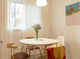 Poom Stay, Airport bus, Cozy Stay for Seoul Travelers,Yeomchang Stn, Line 9 Express