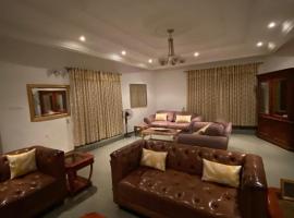 DLT Luxury Villa - 4 Bedrooms, hotel que aceita pets em Limbe