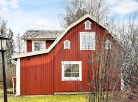 4 person holiday home in Örsundsbro, hotel v destinaci Vik