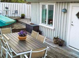 2 person holiday home in Hönö, hotel in Hönö