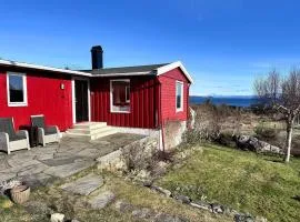 6 person holiday home in KLOKKARVIK