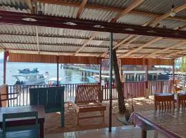 MAMALIS HOMESTAY