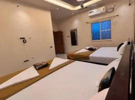 Reddys Guest House