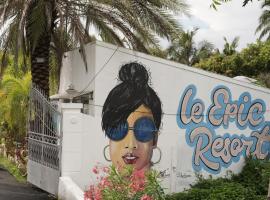 Le Epic Resort, hotel v destinaci Virāmpattinam