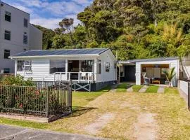 Dream View Waterfront - Paihia Holiday Home