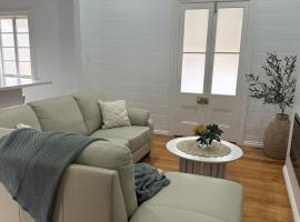 Gorgeous Heritage Home, hotel v destinaci Wellington Point