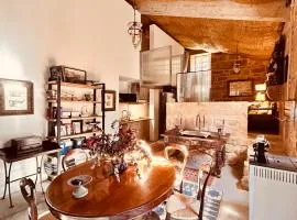 Los Lagares Manor House