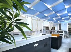 Villetta with private jacuzzi