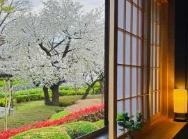 The Hills Suite Daikanyama & Omotesando-Shibuya-Harajuku-Meiji Shrine & 10-minute walk from Daikanyama