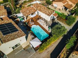 Auberge les Galets, hotel v destinaci Peyruis