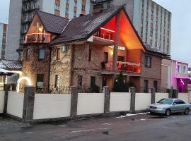 Hotel Domashnii, &phi;&theta;&eta;&nu;ό &xi;&epsilon;&nu;&omicron;&delta;&omicron;&chi;&epsilon;ί&omicron; &sigma;&epsilon; &Zeta;&iota;&tau;ό&mu;&iota;&rho;