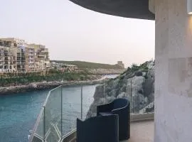 Water's Edge Suite Xlendi with Direct Sea Access